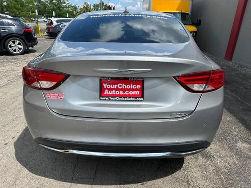 2015 Chrysler 200 Limited