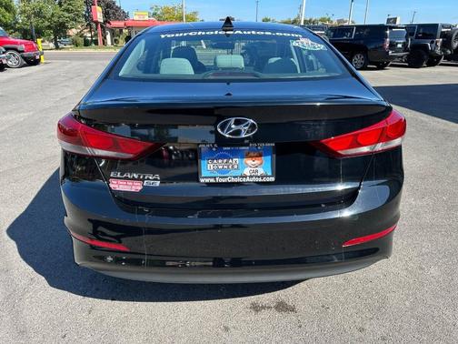 2017 Hyundai ELANTRA SE