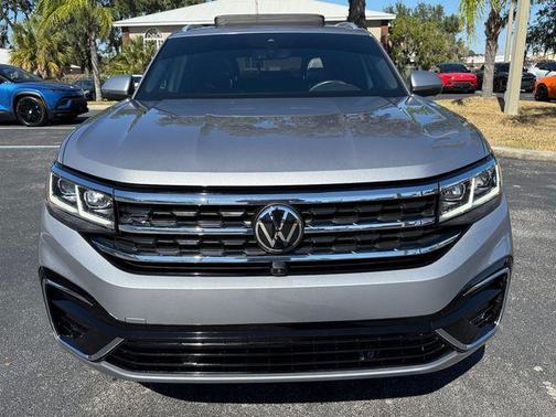 2023 Volkswagen Atlas Cross Sport 3.6L V6 SEL Premium R-Line