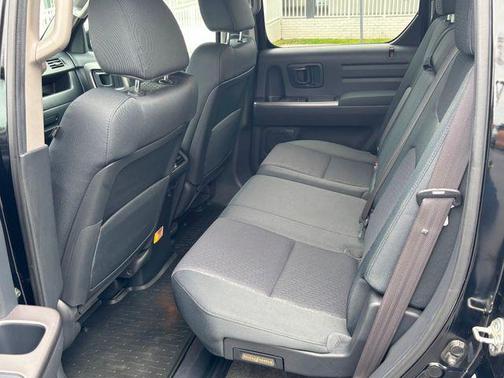 Crystal Black Pearl 2011 Honda Ridgeline RTS
