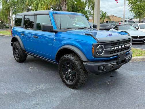 2024 Ford Bronco Black Diamond