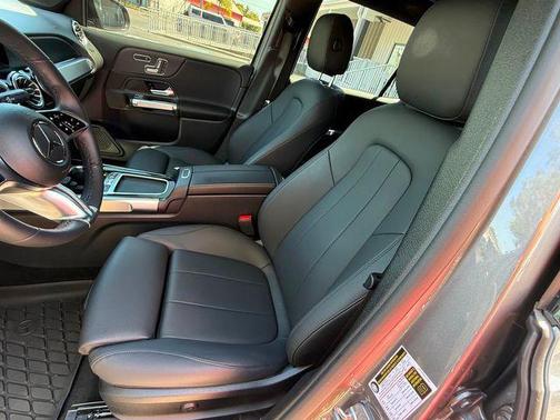 2025 Mercedes-Benz GLB 250 Base