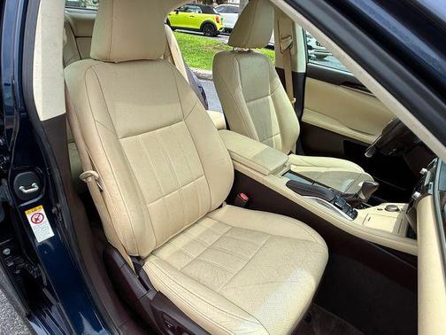 2016 Lexus ES 350 Base