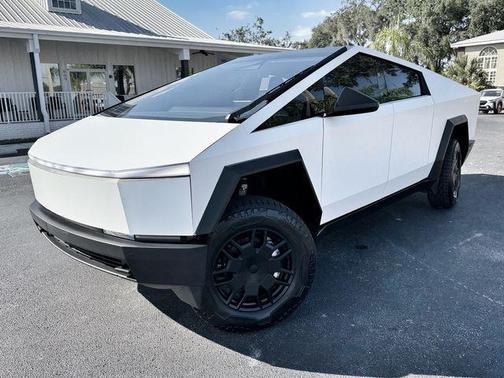 2024 Tesla Cybertruck All-Wheel Drive