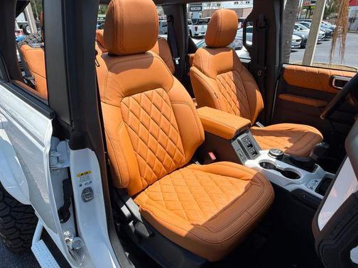 Oxford White 2025 Ford Bronco Big Bend