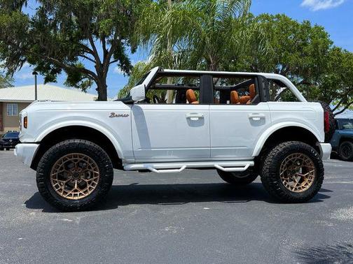 Oxford White 2025 Ford Bronco Big Bend