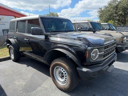 2022 Ford Bronco BASE