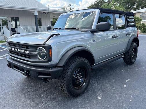 2021 Ford Bronco Black Diamond