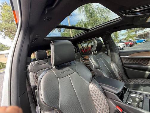 2022 Jeep Grand Cherokee L Summit