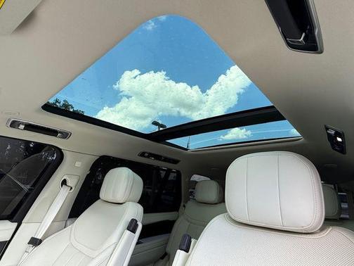 2024 Land Rover Range Rover P400 SE