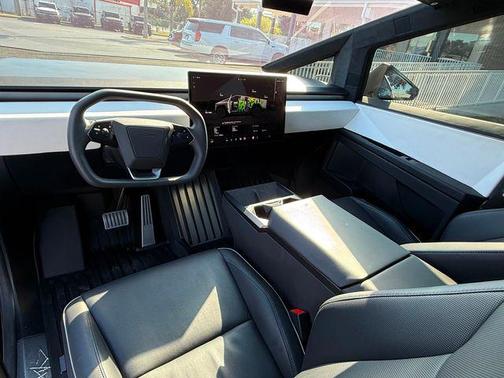 2025 Tesla Cybertruck All-Wheel Drive