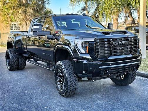 2024 GMC Sierra 3500 Denali