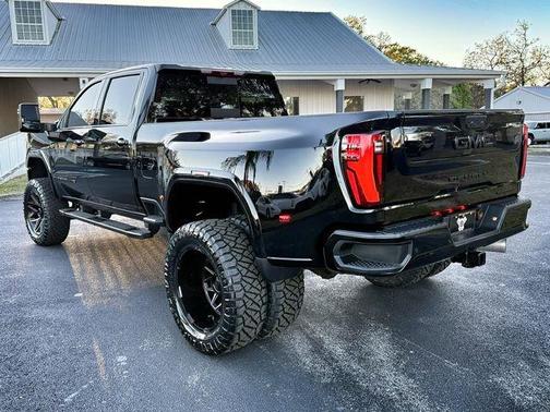 2024 GMC Sierra 3500 Denali