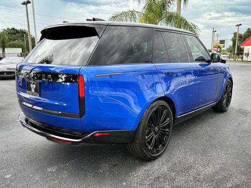 2024 Land Rover Range Rover P400 SE