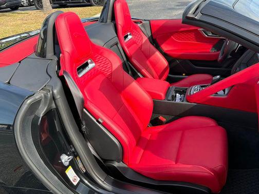 2023 Jaguar F-TYPE P450 RWD Automatic