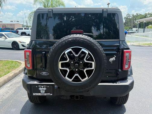 2024 Ford Bronco Outer Banks