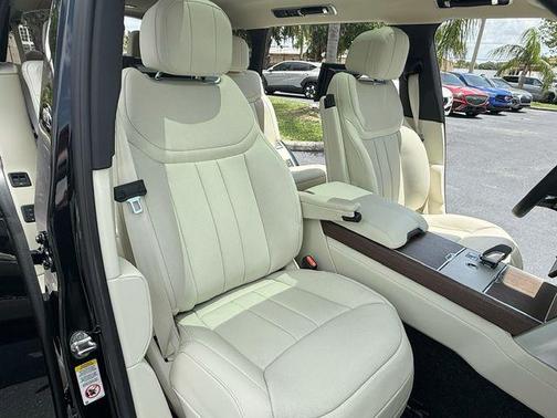 2024 Land Rover Range Rover P400 SE