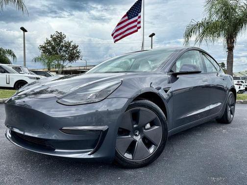 2023 Tesla Model 3 Standard Range
