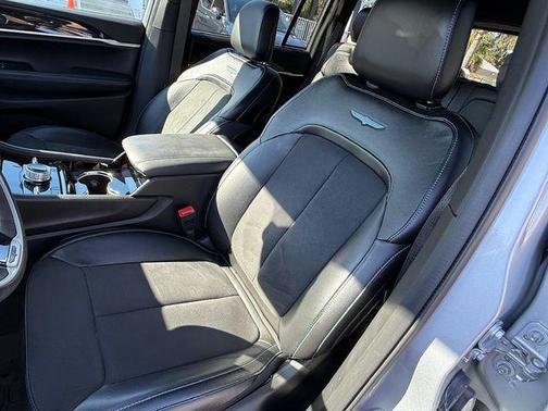 2022 Jeep Grand Cherokee 4xe Trailhawk