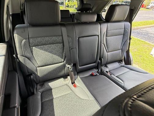 2024 Toyota Sequoia SR5