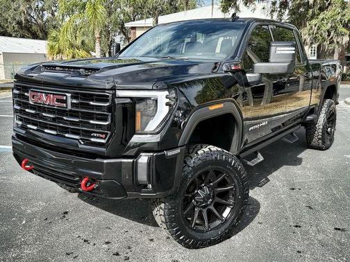 2024 GMC Sierra 2500 AT4
