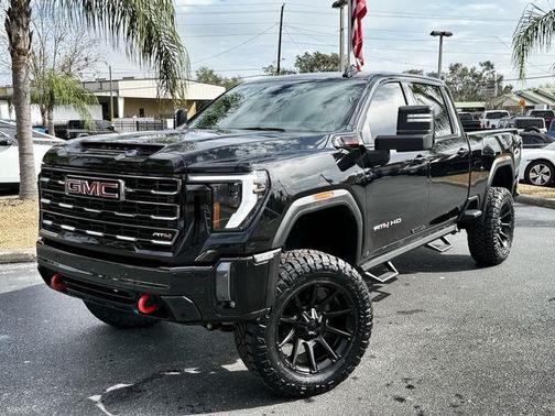 2024 GMC Sierra 2500 AT4