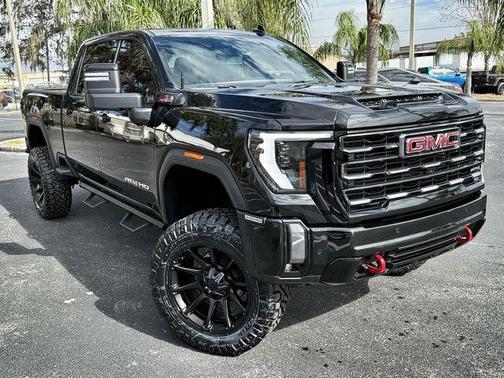 2024 GMC Sierra 2500 AT4