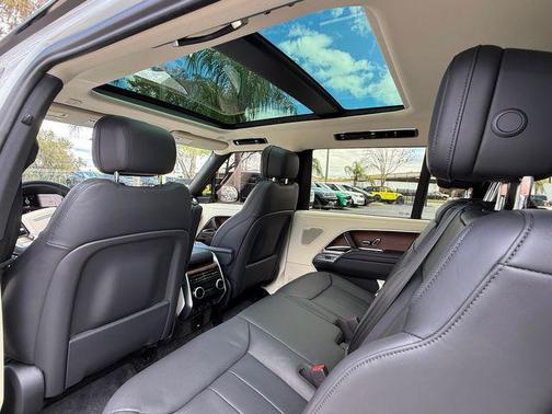 2024 Land Rover Range Rover P400 SE