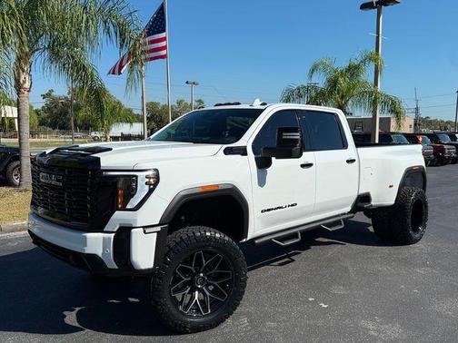 2024 GMC Sierra 3500 Denali