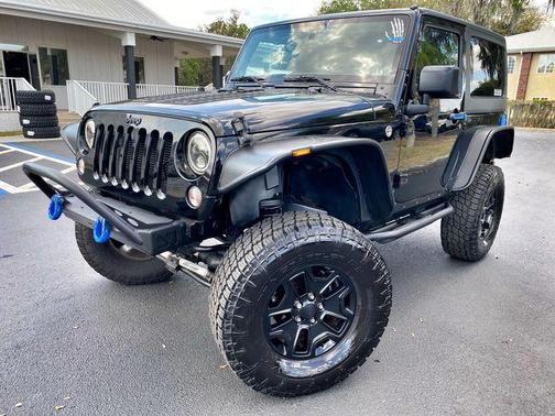 Photo 1 of 27 of 2014 Jeep Wrangler Sport