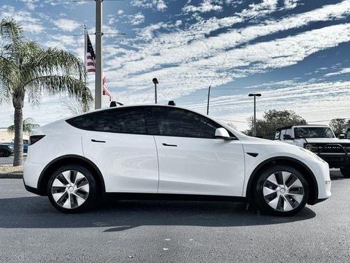 2021 Tesla Model Y Long Range Dual Motor All-Wheel Drive