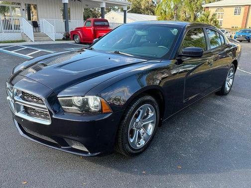 2012 Dodge Charger SE