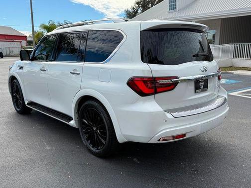 2021 INFINITI QX80 SENSORY