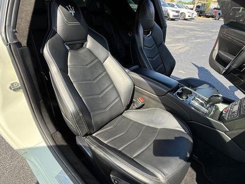 2014 Maserati GranTurismo Sport