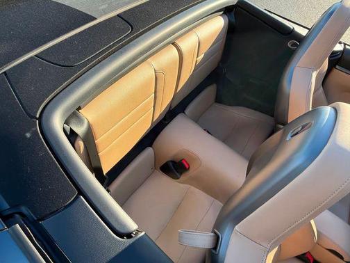 2021 Porsche 911 Carrera