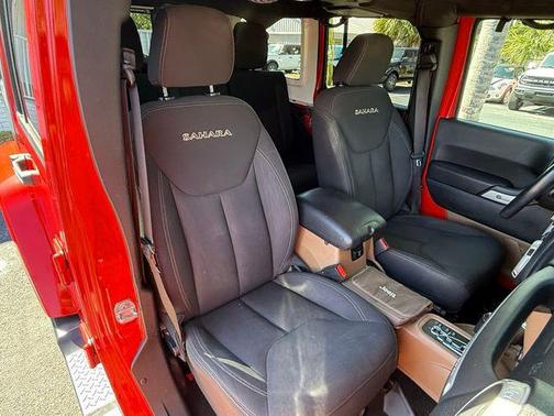 2017 Jeep Wrangler Unlimited Sahara