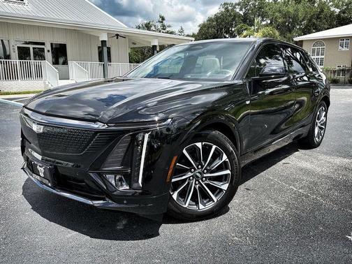 Stellar Black Metallic 2024 Cadillac LYRIQ Sport