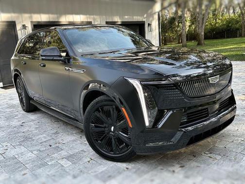 2025 Cadillac Escalade IQ Sport 1