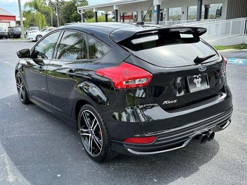 2018 Ford Focus ST