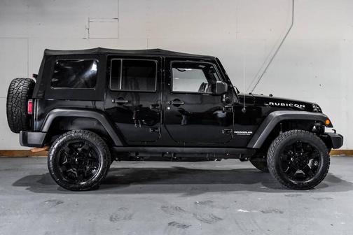 Black Clearcoat 2015 Jeep Wrangler Unlimited Rubicon