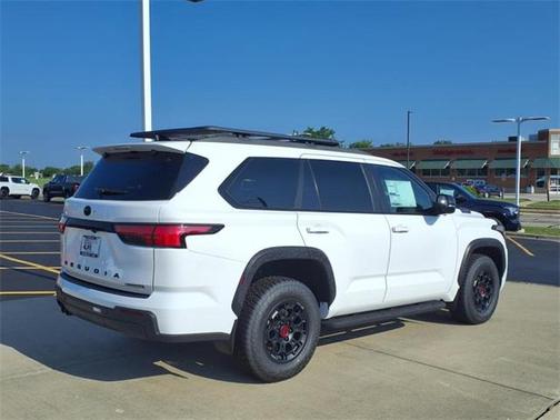 2025 Toyota Sequoia Base