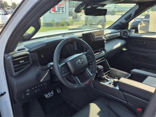 2025 Toyota Sequoia Base