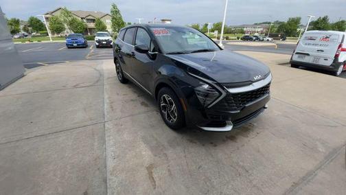Ebony Black 2025 Kia Sportage LX