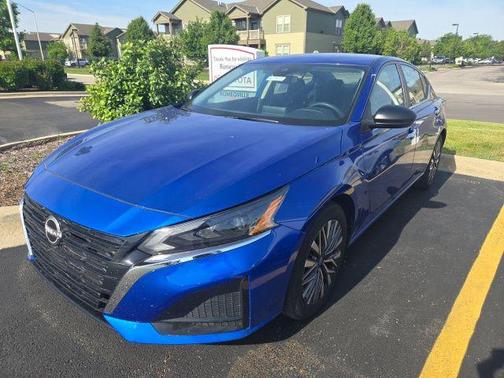 Bluestone Pearl 2025 Nissan Altima 2.5 SV