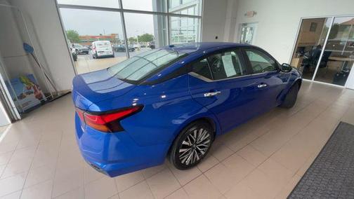 Bluestone Pearl 2025 Nissan Altima 2.5 SV