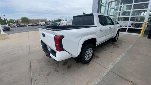 Ice Cap 2026 Toyota Tacoma SR5