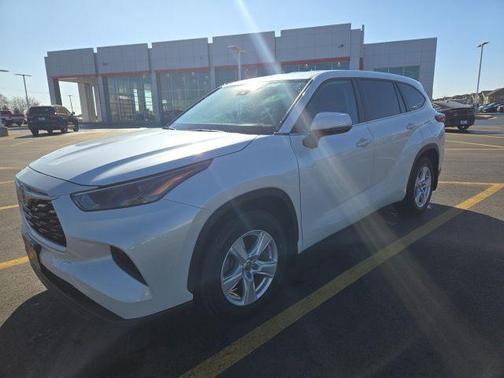 2023 Toyota Highlander L