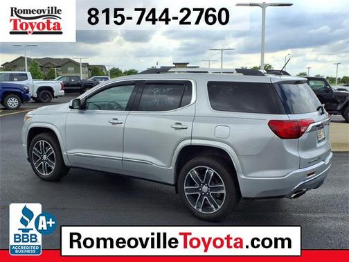 2019 GMC Acadia Denali