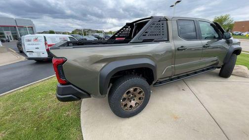 06x1 2026 Toyota Tacoma Hybrid Trailhunter