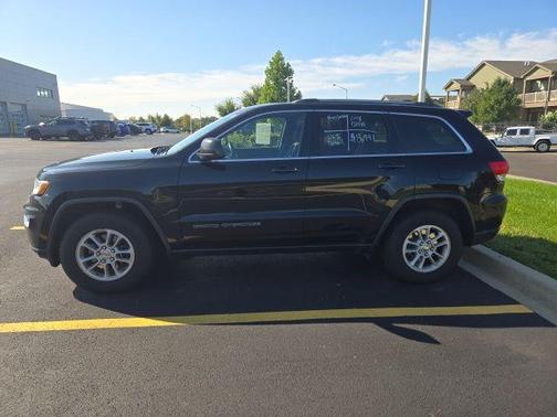 2018 Jeep Grand Cherokee Laredo E
